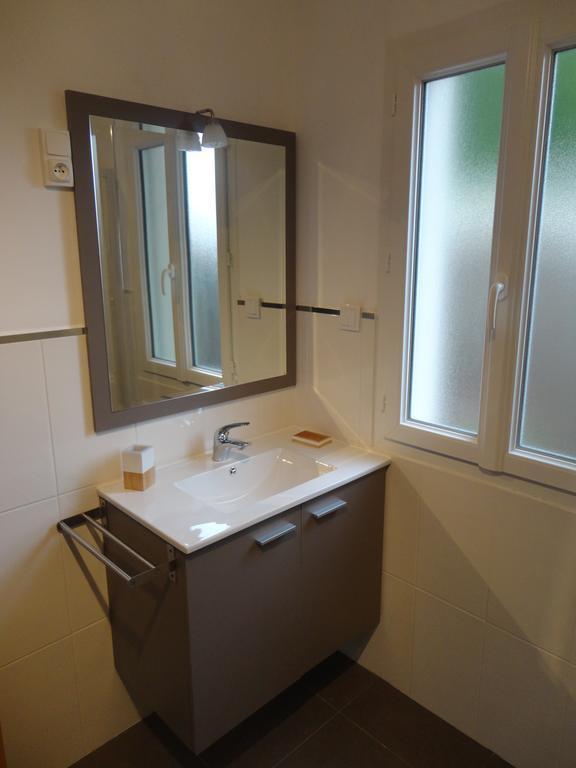 Whitley Cottage Condette ภายนอก รูปภาพ