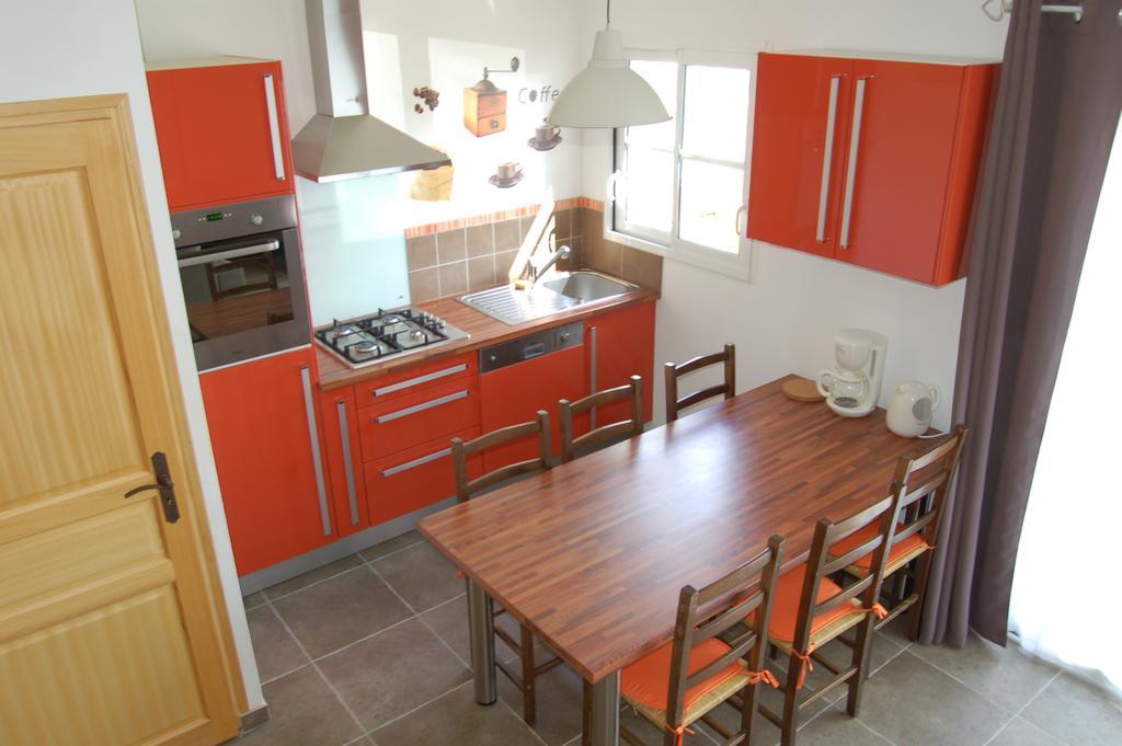 Whitley Cottage Condette ภายนอก รูปภาพ