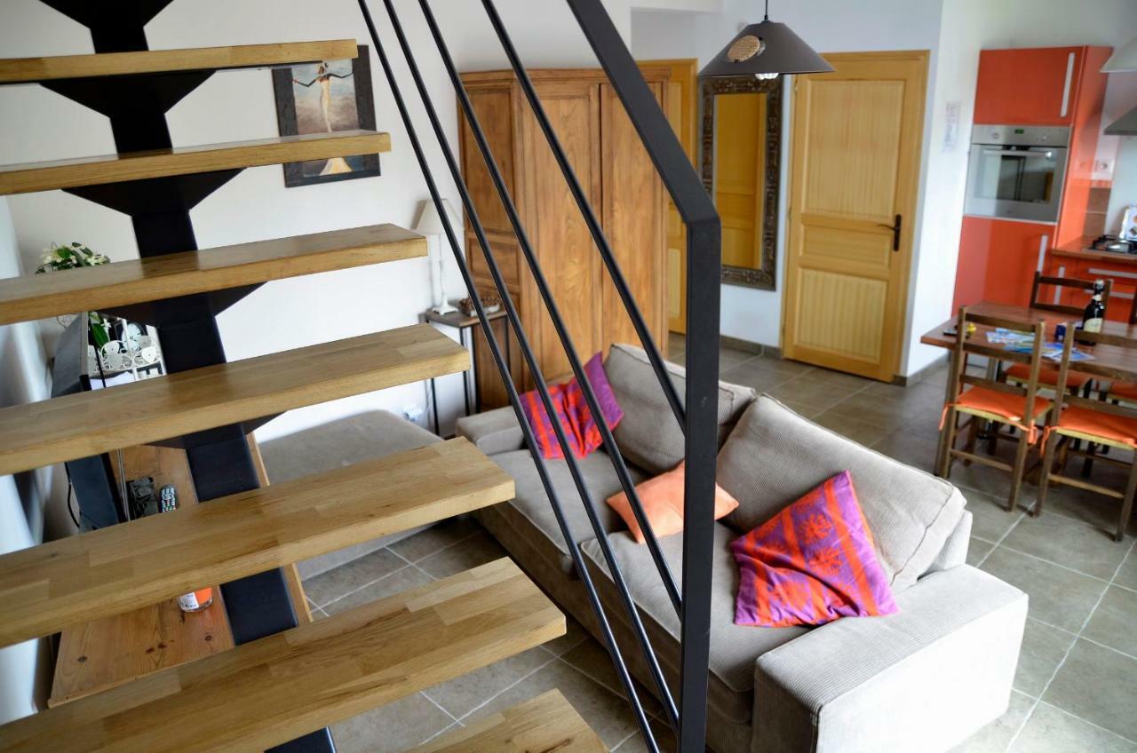 Whitley Cottage Condette ภายนอก รูปภาพ